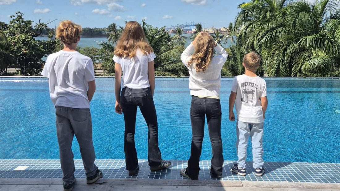 Die richtige Reiseapotheke für Familien: Checkliste & Hautpflege-Tipps von der Ärztin